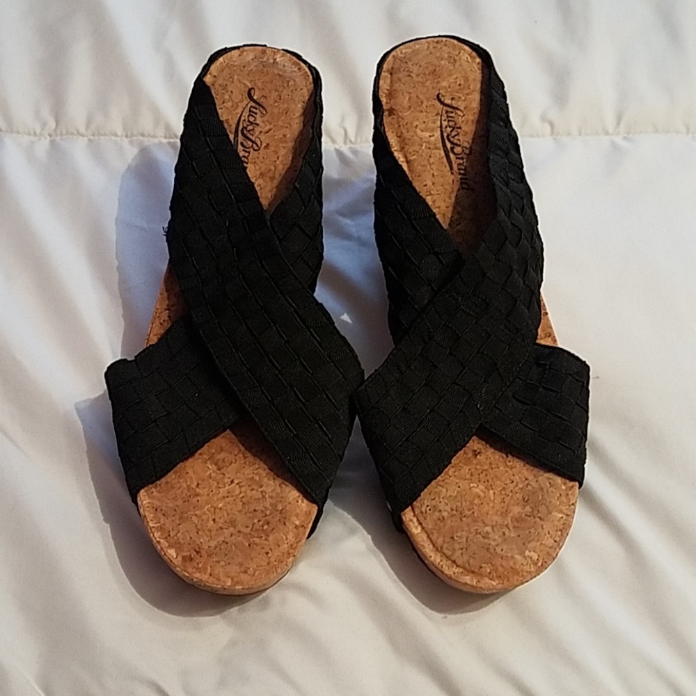 Lucky Brand wedge black shoes sz9